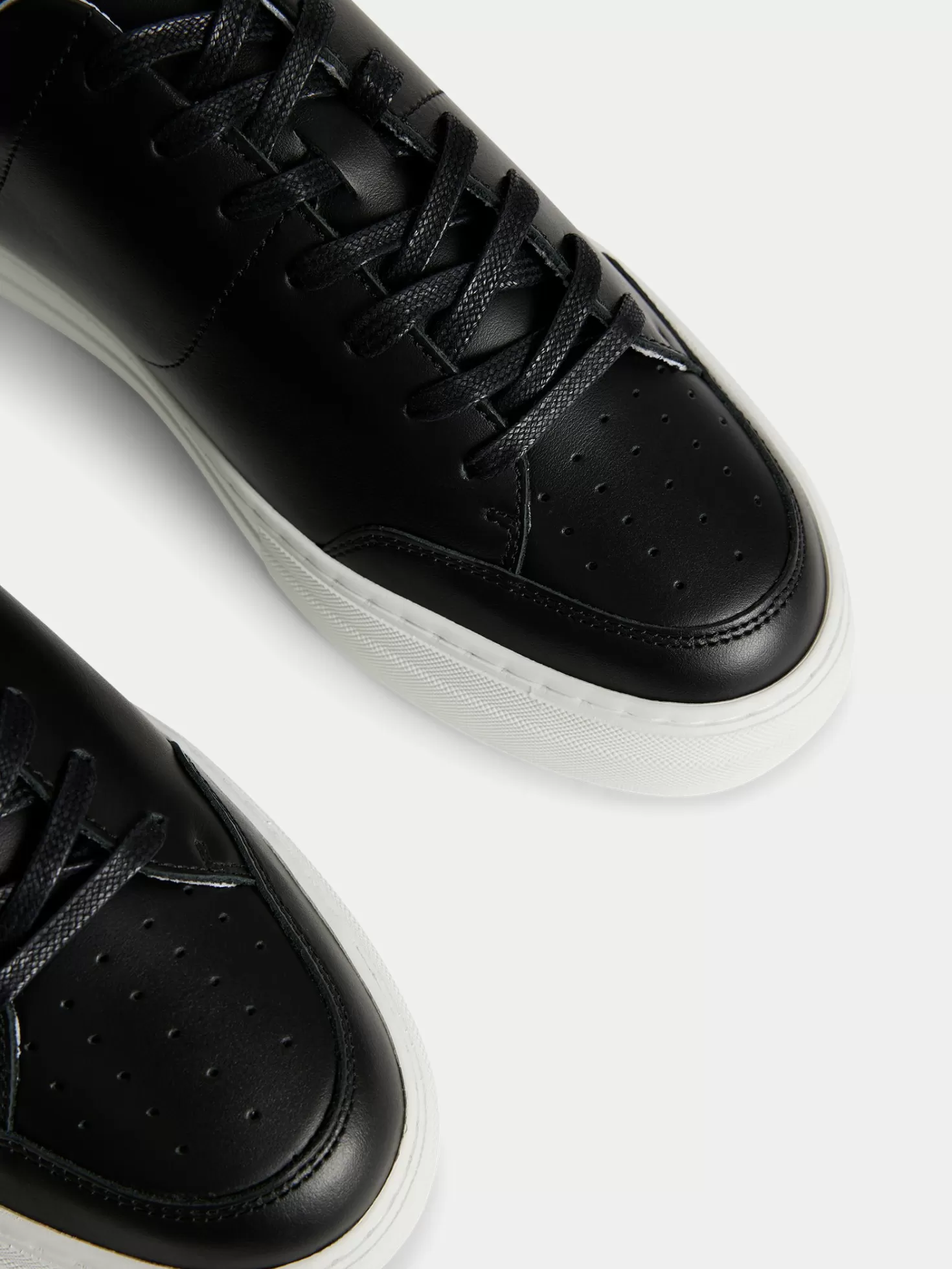 Art Signature Leather Sneaker | J.Lindeberg Store