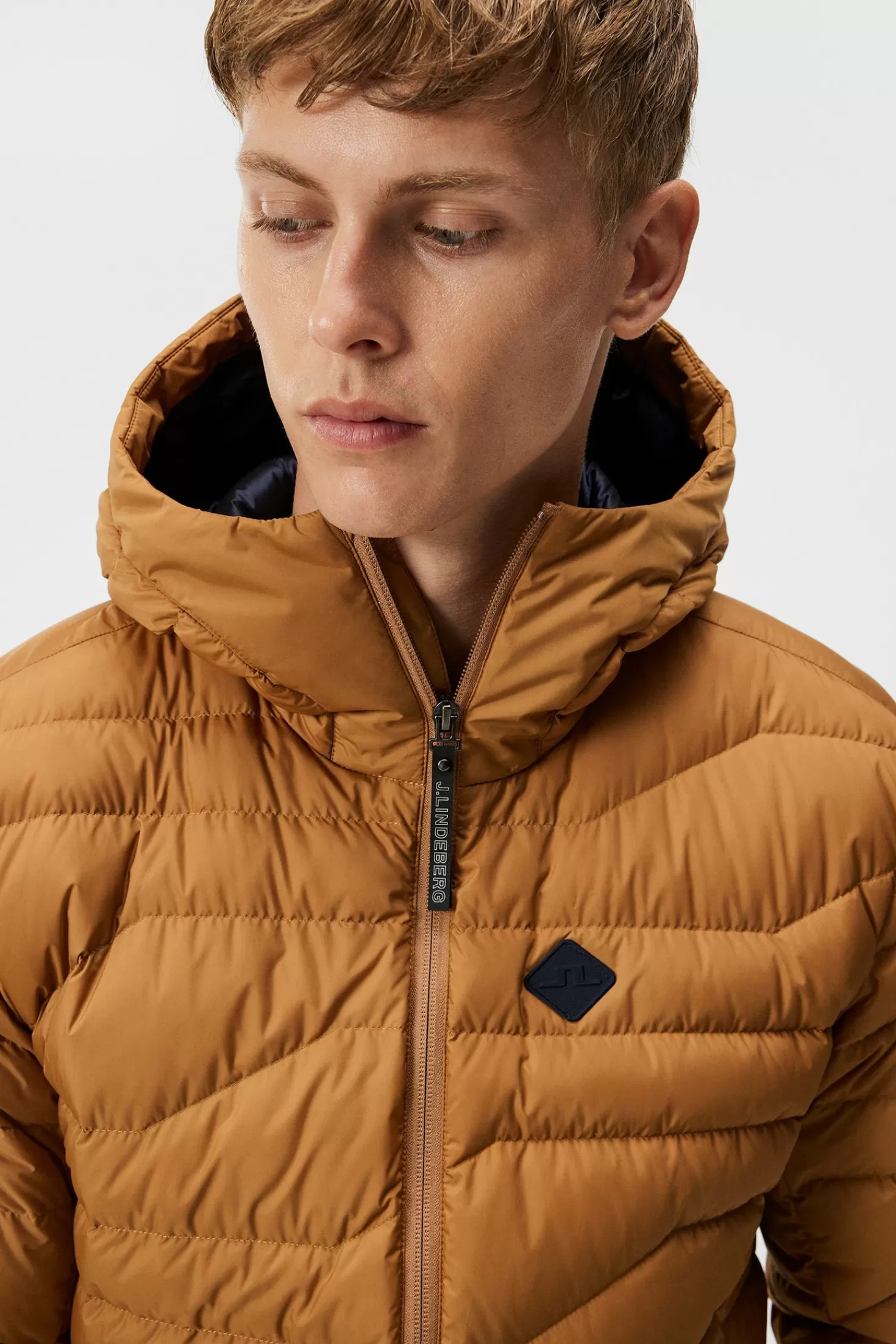 Cliff Light Down Hood | J.Lindeberg Online