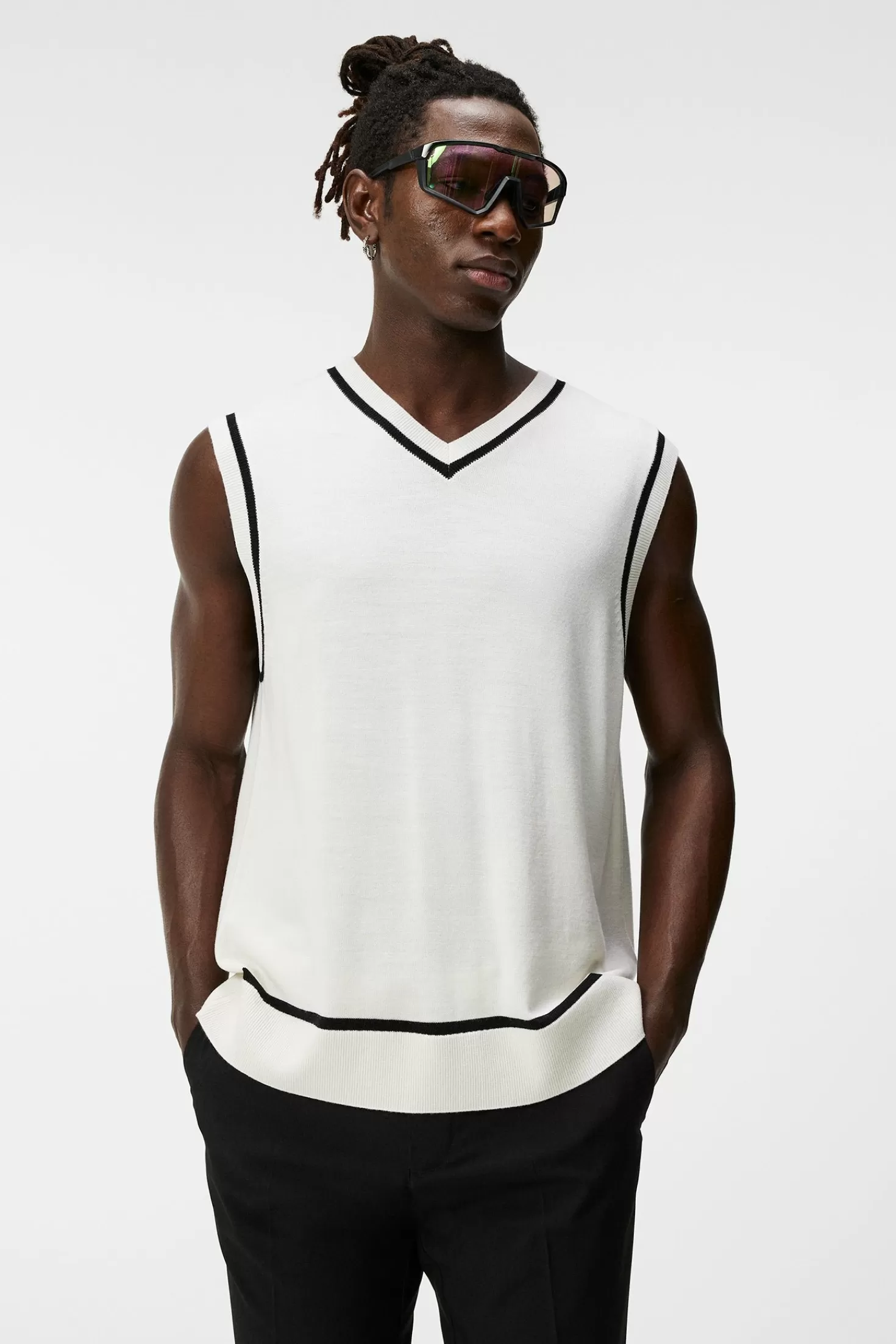 Fraser Knitted Vest | J.Lindeberg Best