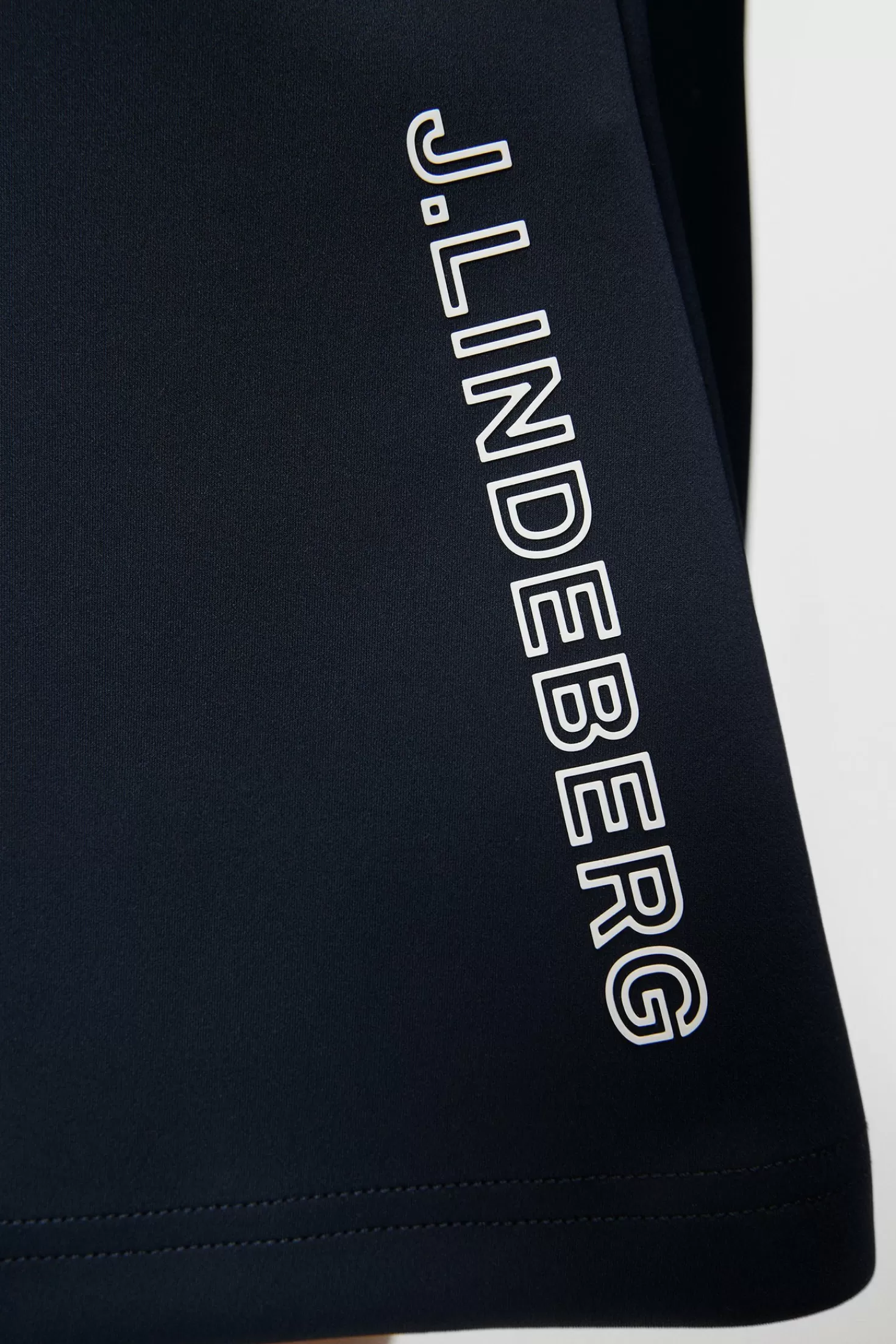 Iniko Shorts | J.Lindeberg Hot