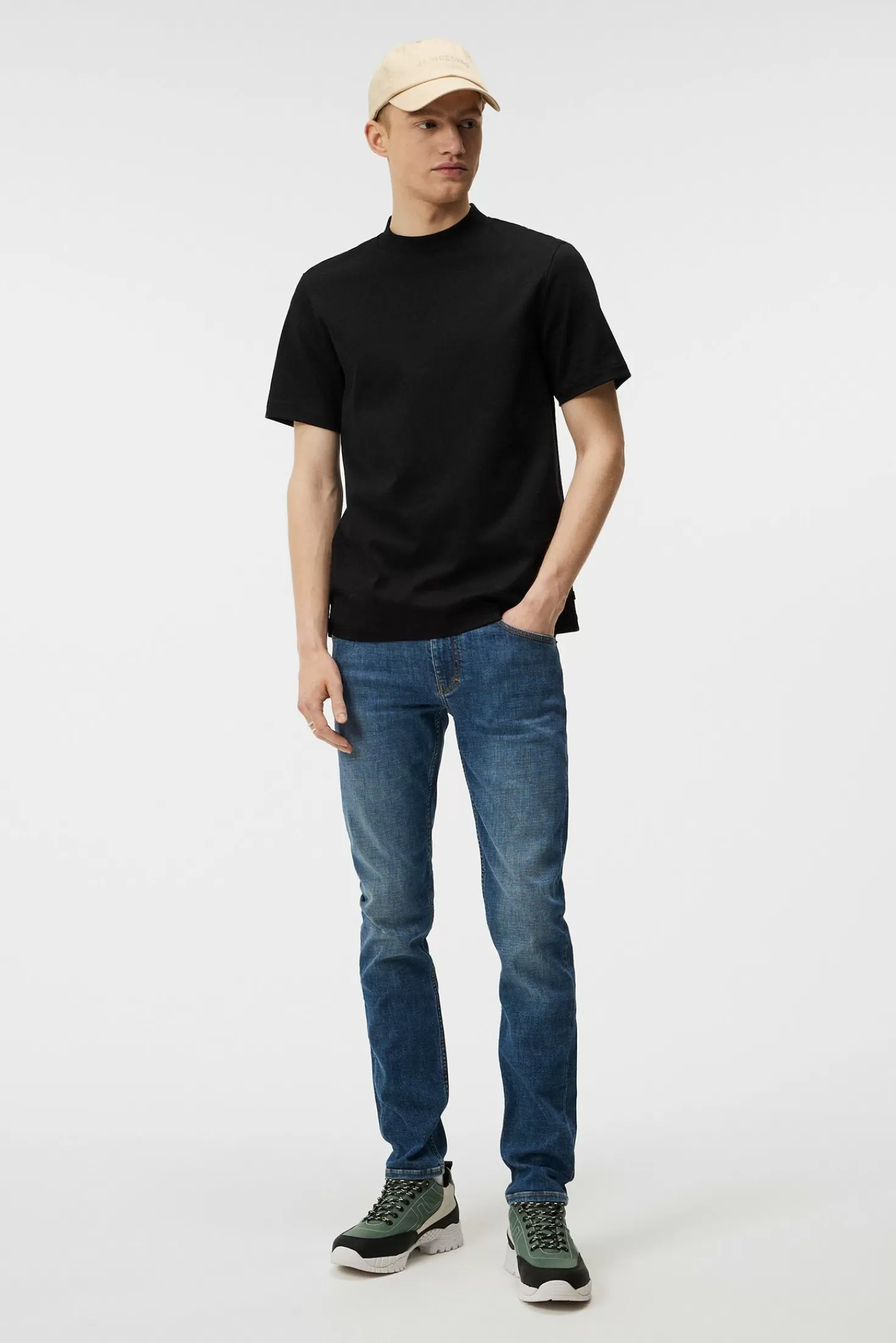 Jay Active Mid Indigo Jeans | J.Lindeberg Shop