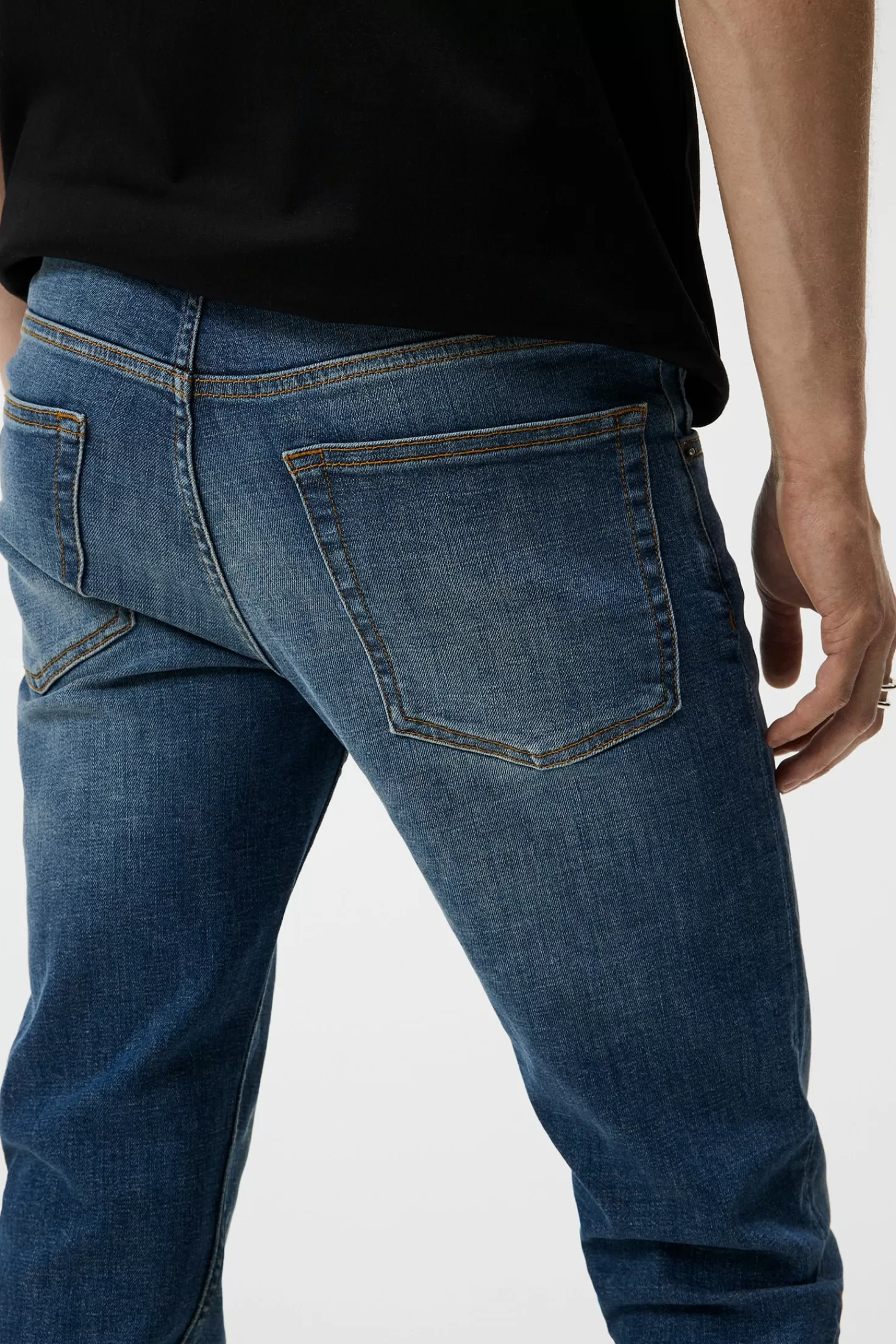 Jay Active Mid Indigo Jeans | J.Lindeberg Shop