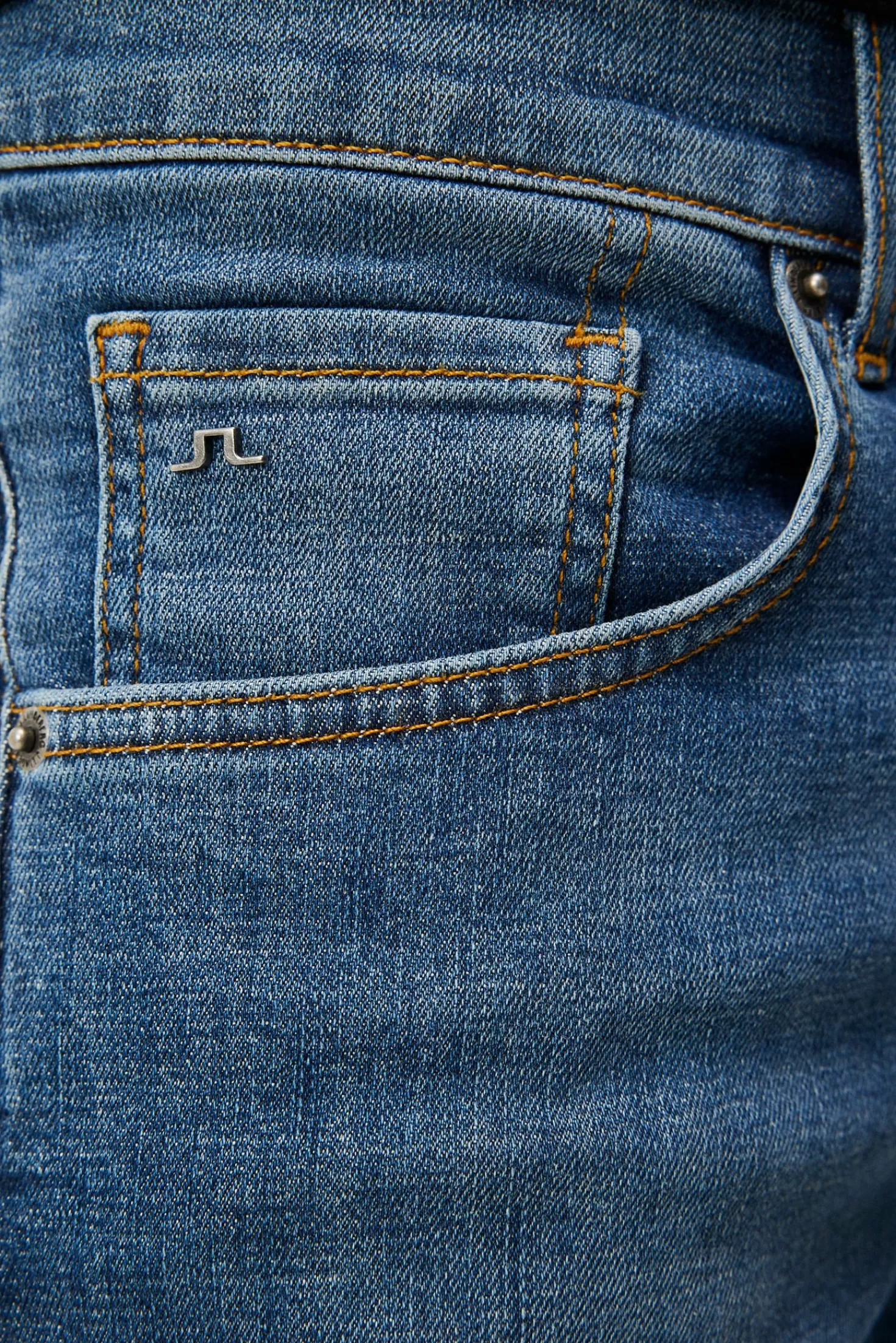 Jay Active Mid Indigo Jeans | J.Lindeberg Shop
