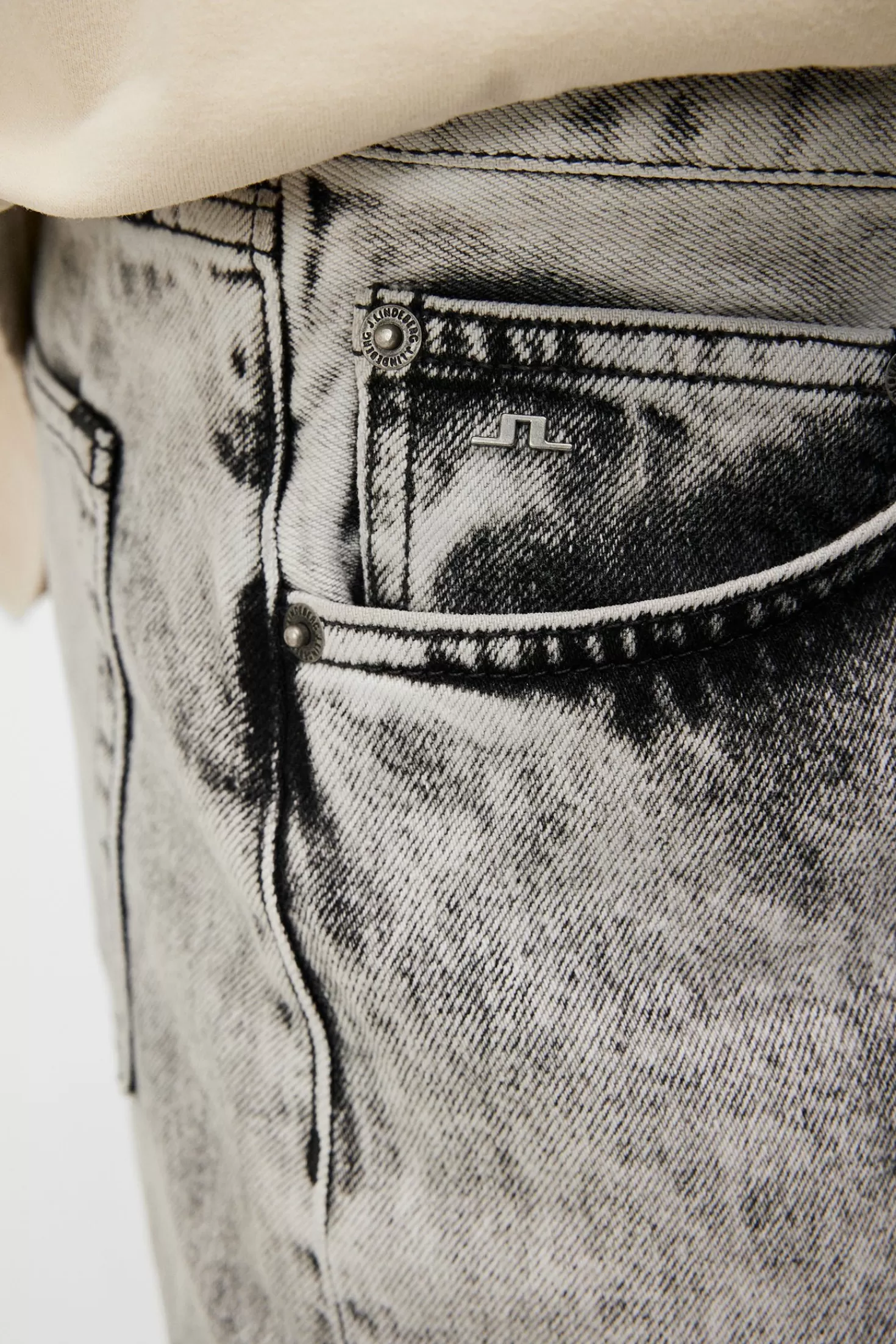 Johnny Out Wash Jeans | J.Lindeberg Online