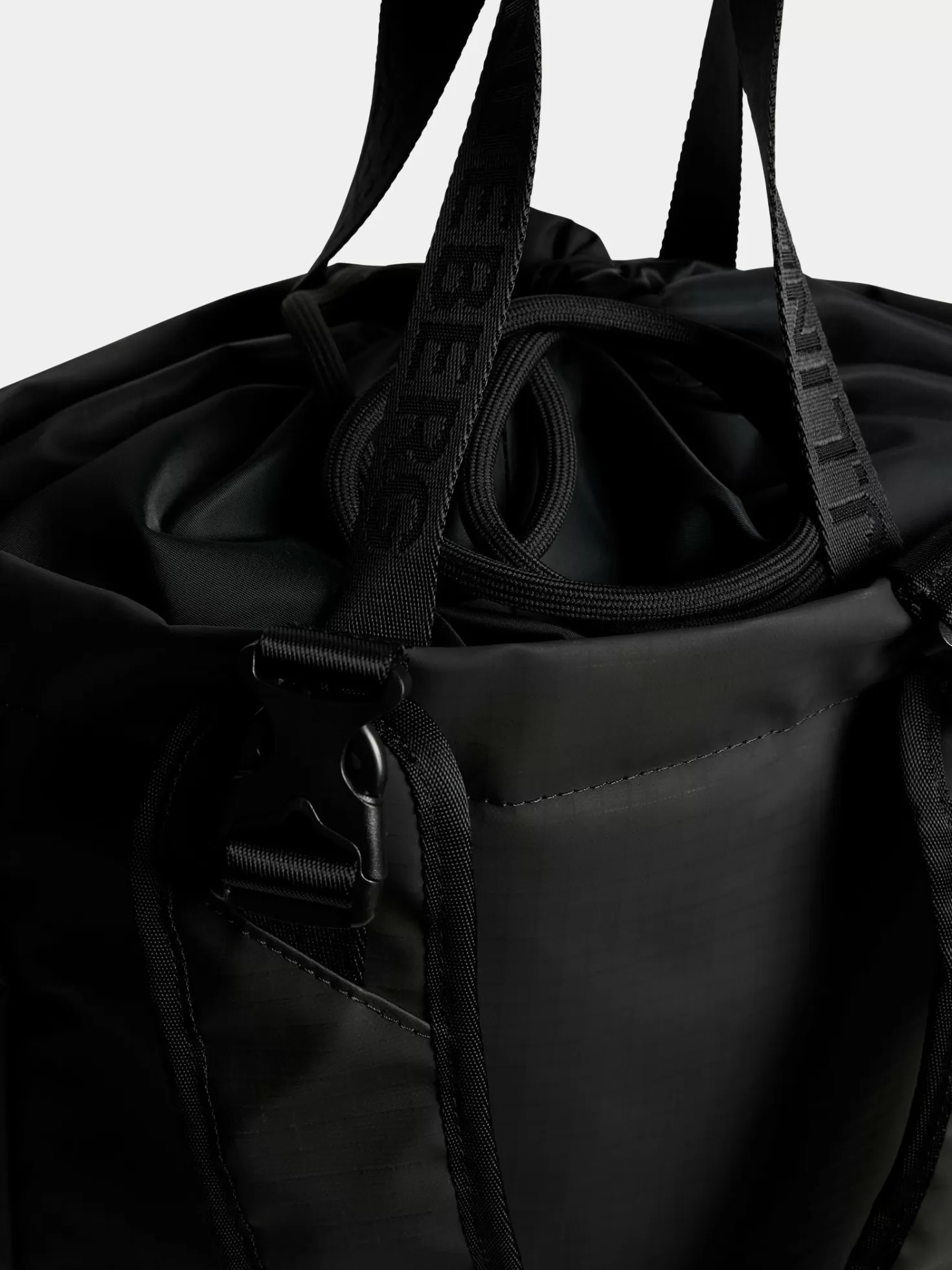 Kim Tote Back Pack | J.Lindeberg Fashion