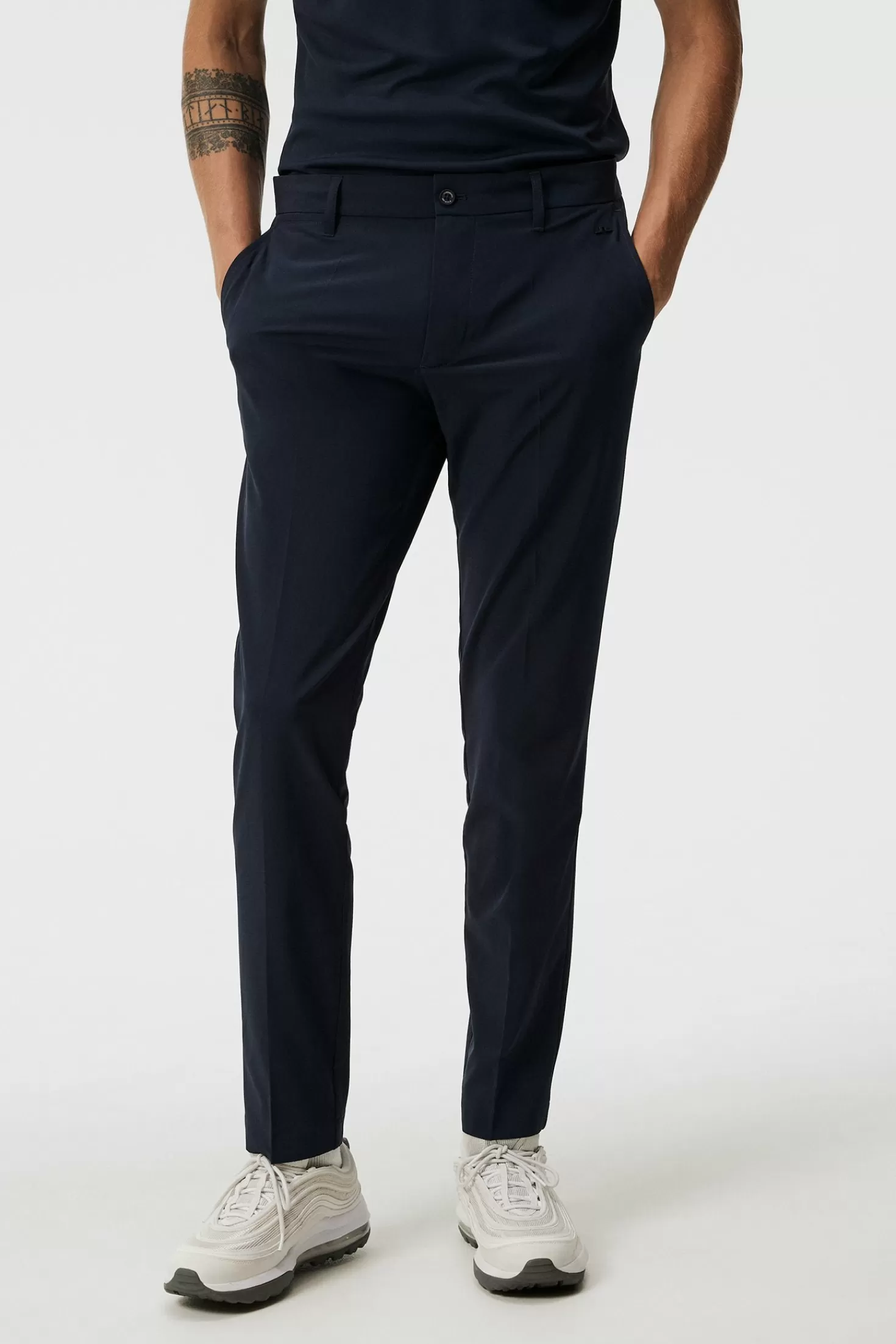 Neil Pant | J.Lindeberg Store