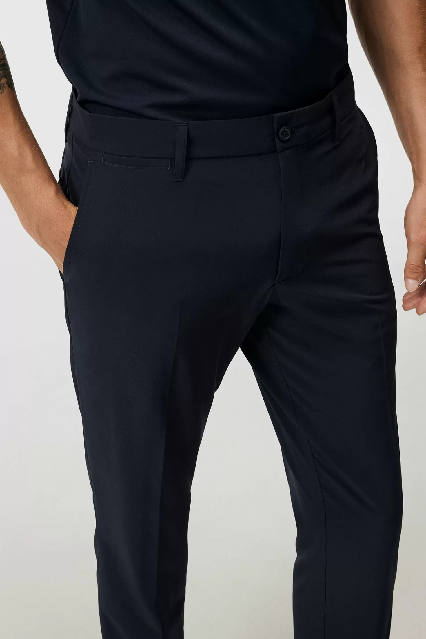 Neil Pant | J.Lindeberg Store