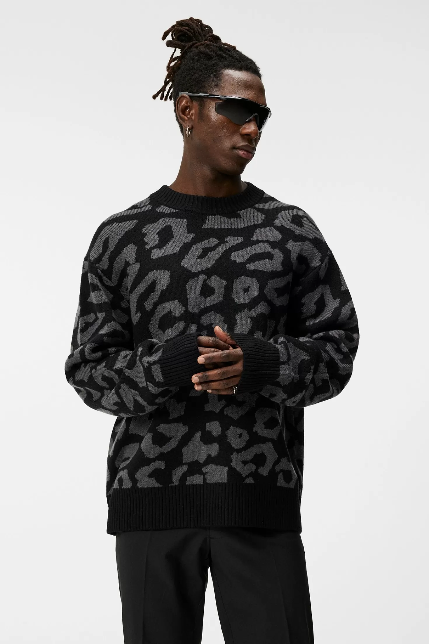 Olive Crew Neck Knit | J.Lindeberg Shop