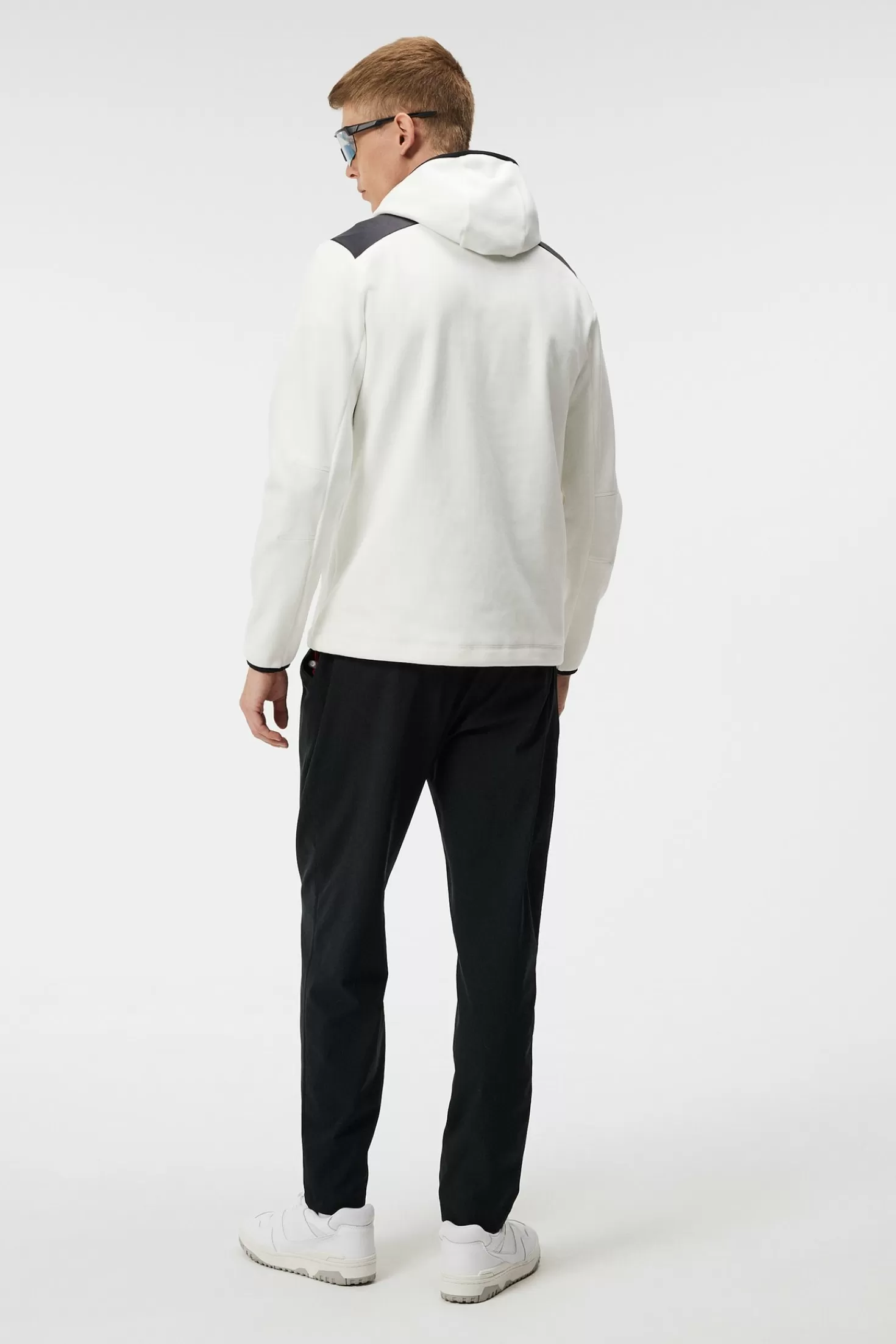 Pitch Hood | J.Lindeberg Clearance