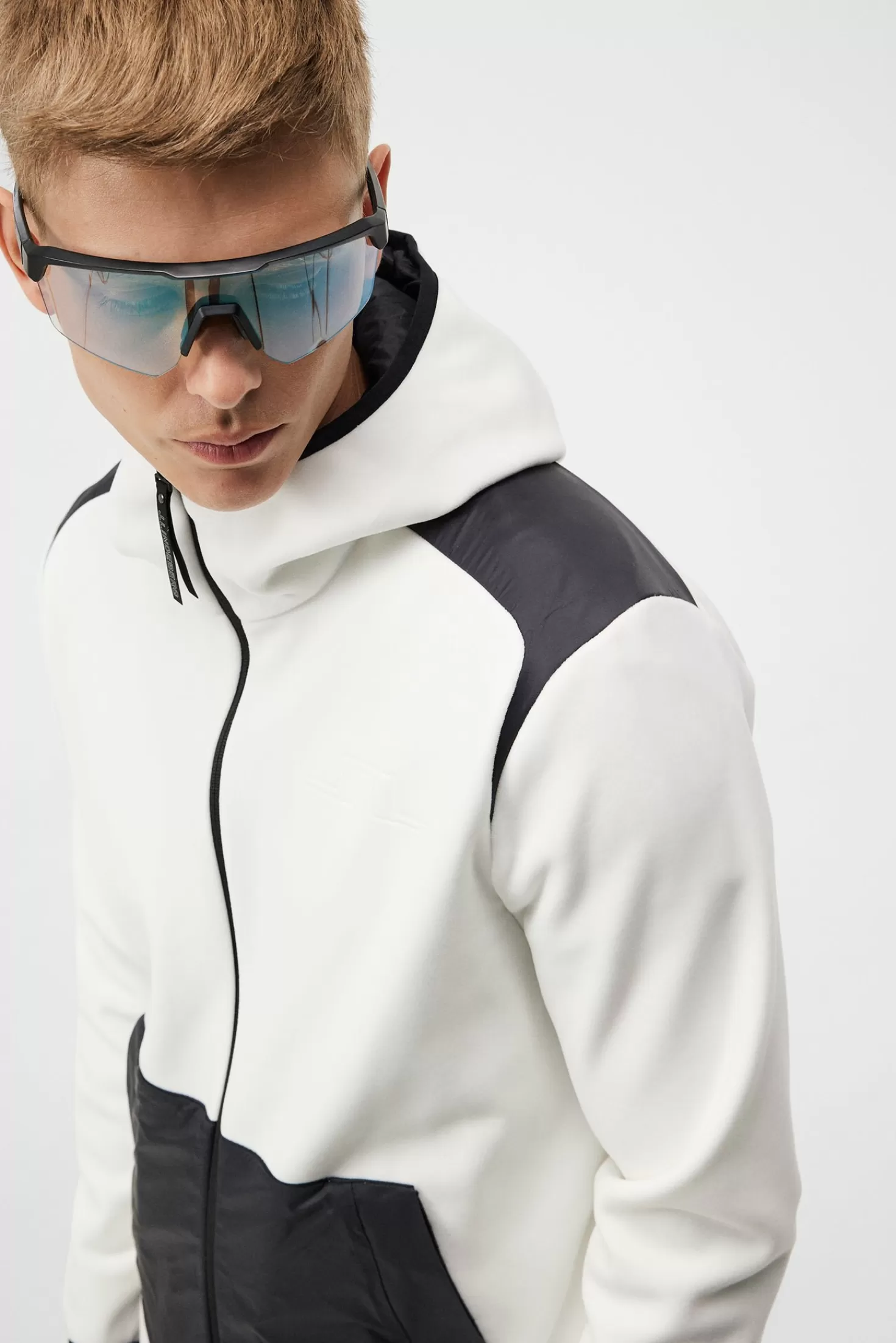 Pitch Hood | J.Lindeberg Clearance
