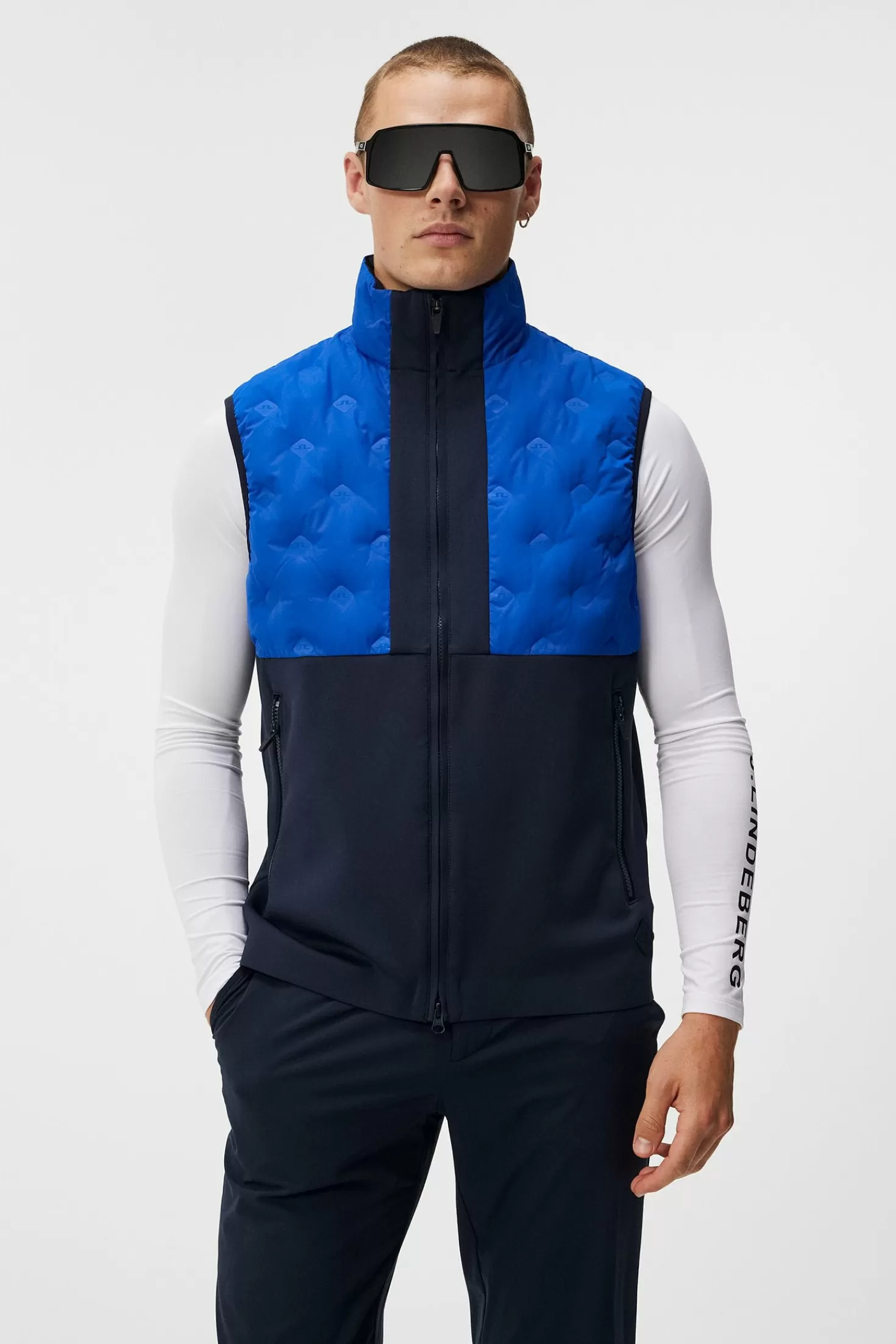 Ross Hybrid Vest | J.Lindeberg Clearance