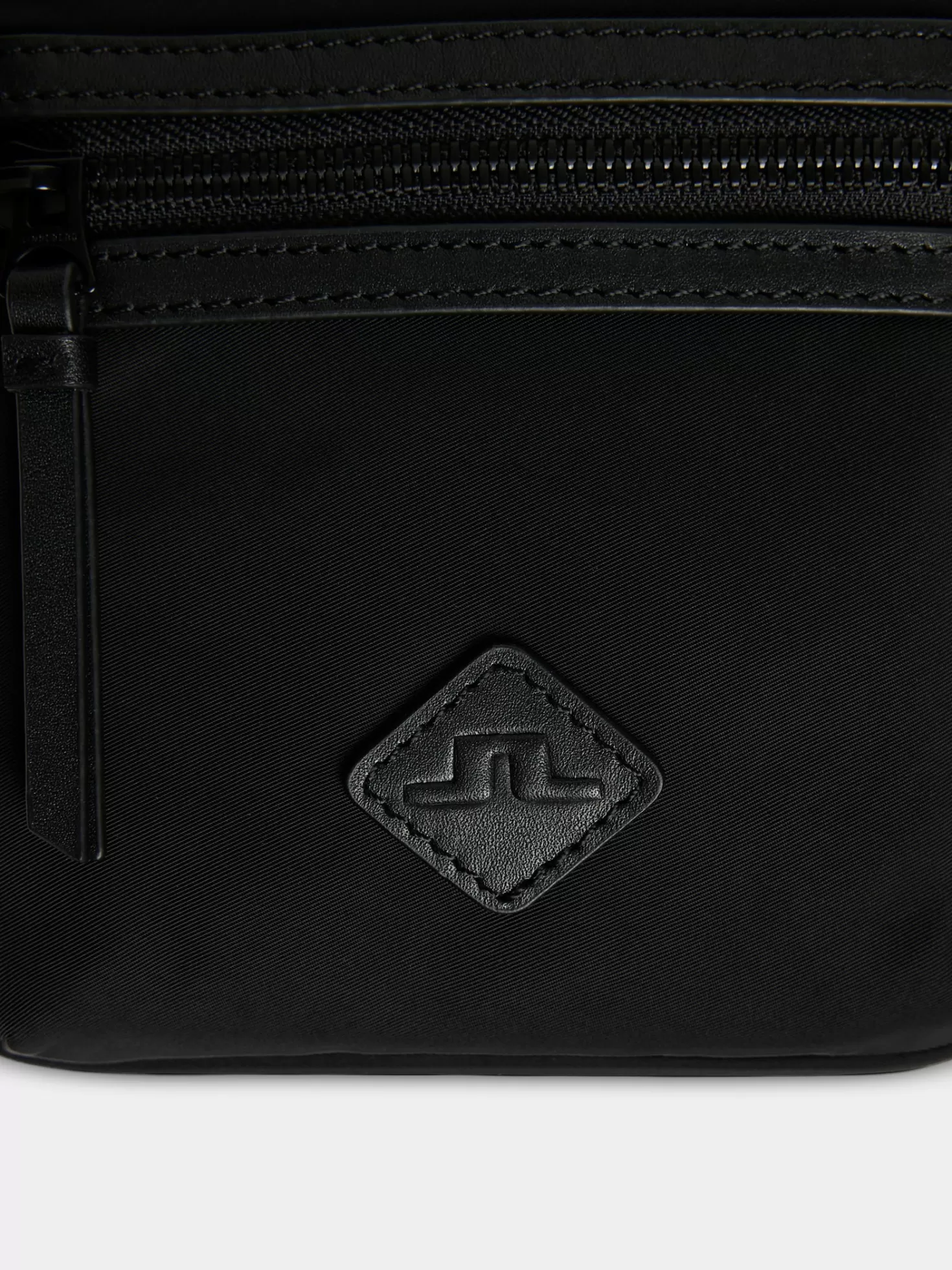 Small Crossbody Bag | J.Lindeberg New
