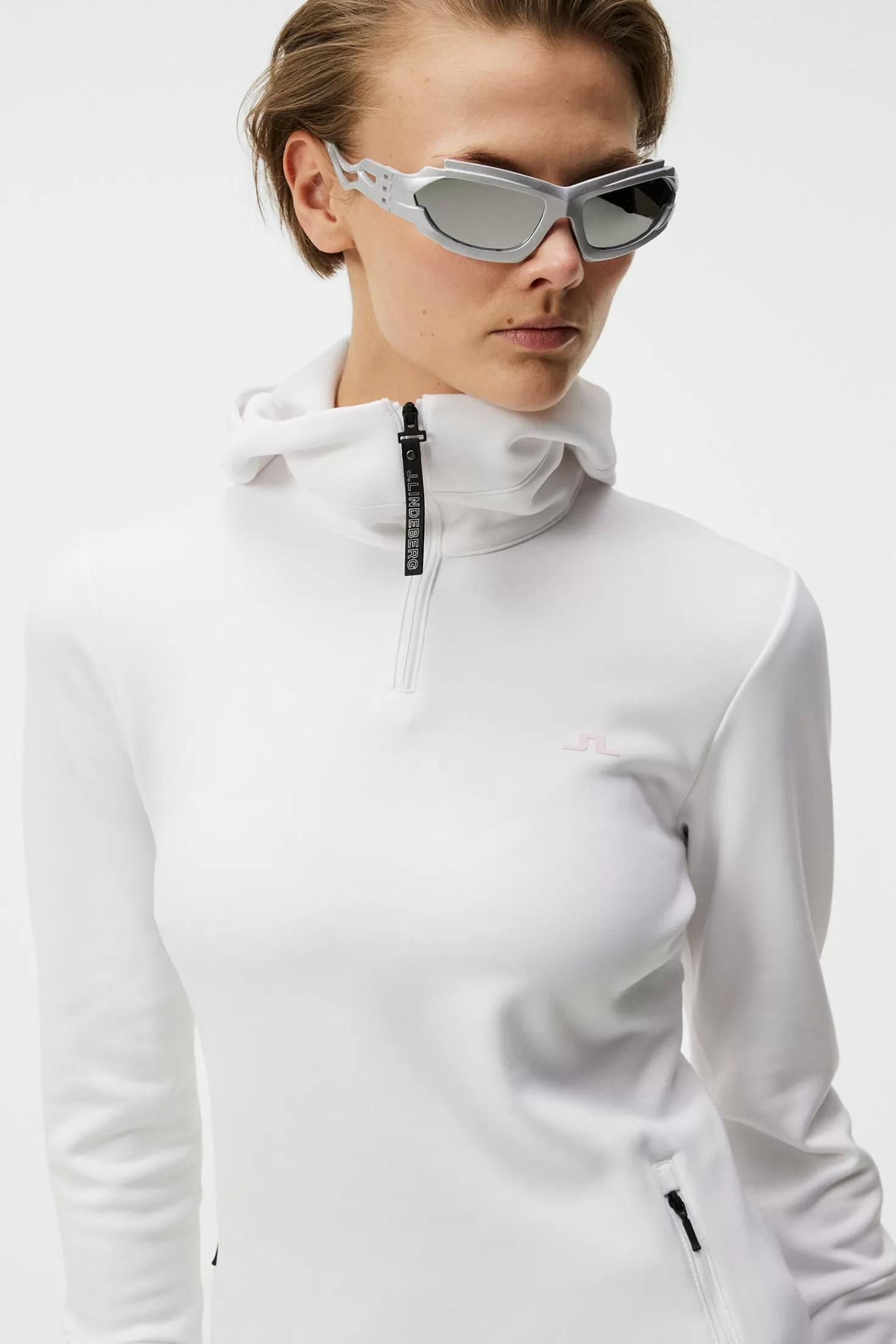 W Aerial Quarter Hood | J.Lindeberg Store