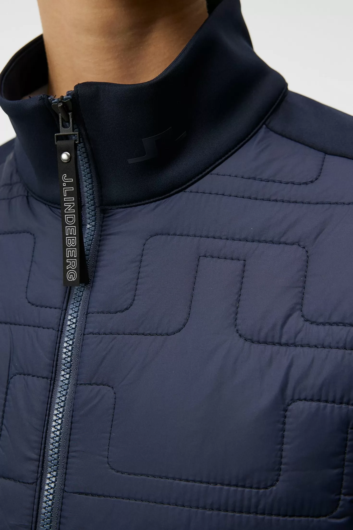 W Quilt Hybrid Jacket | J.Lindeberg Store
